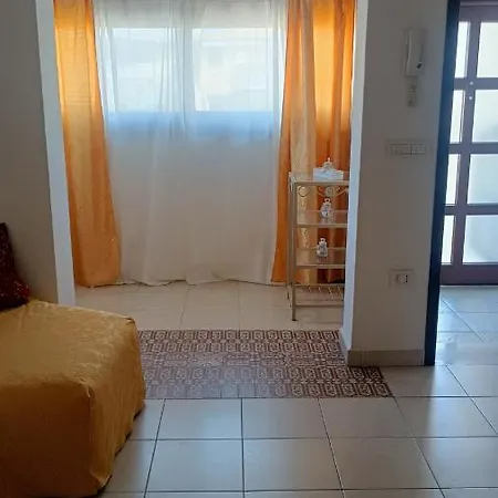 La Casa Di Shary Holiday home *